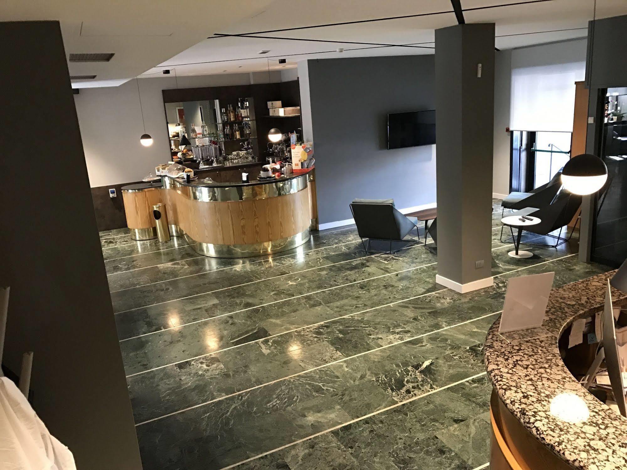 Hotel Europa Chivasso Kültér fotó