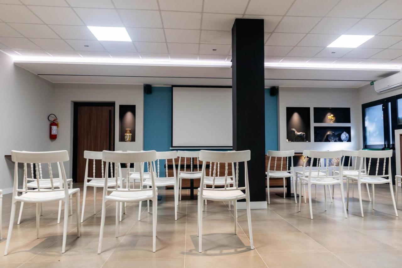 Hotel Europa Chivasso Kültér fotó